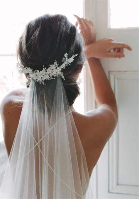 32 Of The Most Beautiful Wedding Veils For Classic Brides Weddingsonline