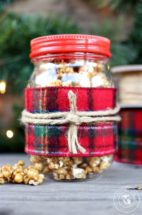 20 Creative And Affordable Diy Holiday T Jars Sarah Blooms Mason