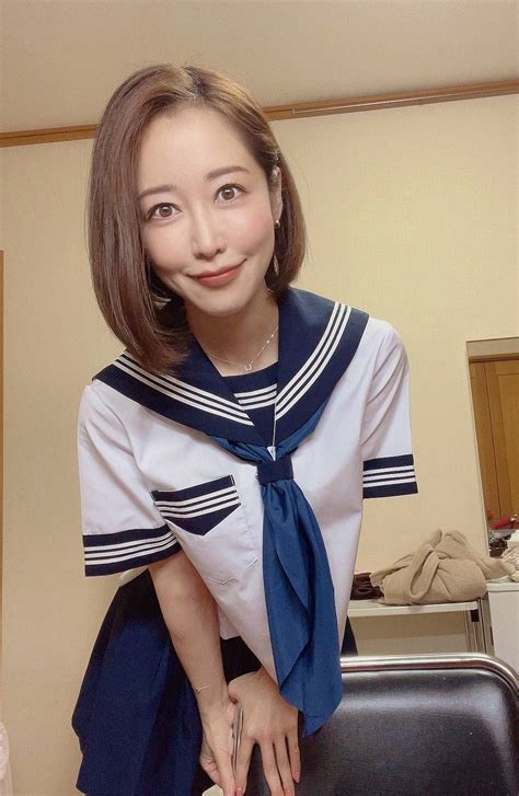 soon a movie with yuu shinoda as a schoolgirl scrolller