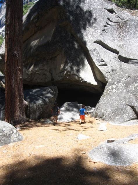 Where To Go In Yosemite With Kids The Indian Caves Goexplorenature