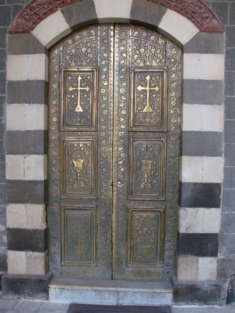 Christian Door In Old City Of Damascus Door Entryway Cool Doors