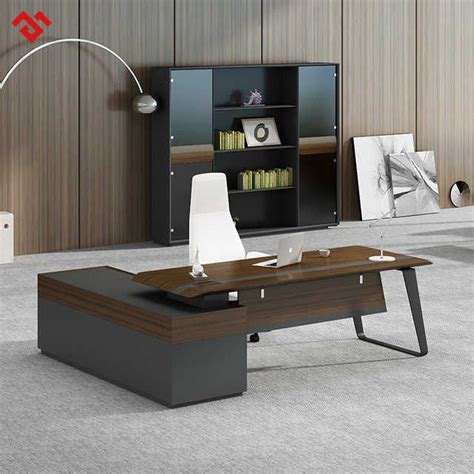 Modern Wood Veneer Executive Desk Office Furniture Mdf Luxury Executive