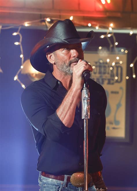 Tim Mcgraw Is Not Crazy About Social Media And Has A Lot To Say About It