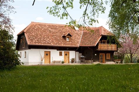 Das 1964 errichtete ehemalige bauernhaus befindet sich in ruhiger ortslage von zagersdorf. Bauernhaus aus dem Jahre 1695 | Haus, Bauernhaus, Ferienhaus
