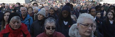 Armistice Day Two Minutes Silence Marks Day Of Remembrance Bbc News