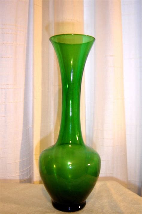 Items Similar To Vintage Green Glass Vase Hand Blown Very Pretty On Etsy