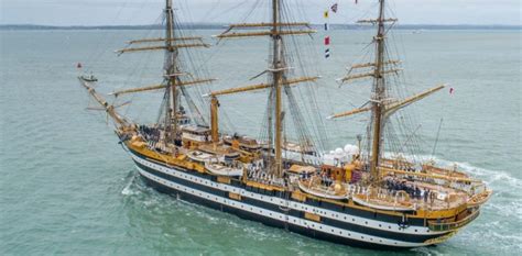 The ‘most Beautiful Ship In The World 87 Year Old Amerigo Vespucci