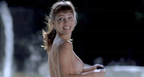 Elsa Pataky Topless Scene From Manuale D Amore Famous Internet Girls