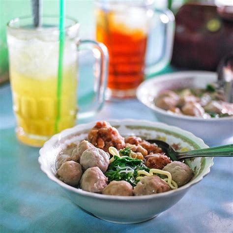 Menu makan malam di jogja. Kulineran Bakso Pikul Pak Gino, Menu Makan Malam di Jogja
