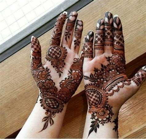Beguiling Palm Arabic Mehndi Designs For Both Forehands Palm Arabic