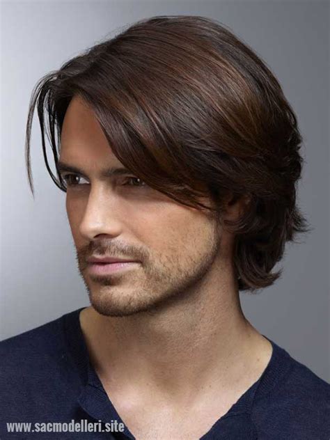 Yazımızda uzun saçlı erkeklere özel olarak hazırladığımız saç modellerini paylaştık keyifli okumalar. Uzun Erkek Saç Modeli - Erkek Saç Modelleri