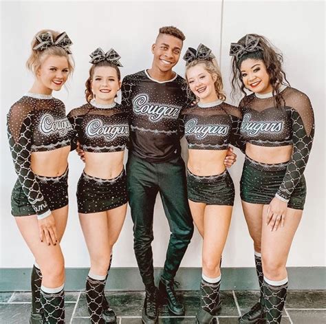 𝐜𝐨𝐮𝐠𝐚𝐫 𝐜𝐨𝐞𝐝 Cheer Extreme Competitive Cheer Cheers Photo