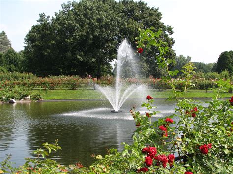 Sendflowers.com has been visited by 10k+ users in the past month Hershey Gardens Hershey,pa | Favorite places, Roadside ...