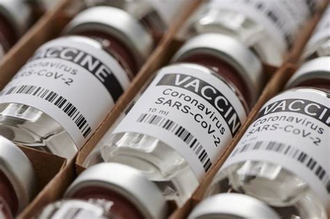 At the time of writing discussions were underway at the u.s food and drug administration (fda) about whether to approve the vaccine in. Three vaccinated Russian doctors catch COVID-19 as country ...