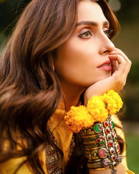Beauty Queen Ayeza Khan Three Aesthetic Photo Shoots Daily Infotainment