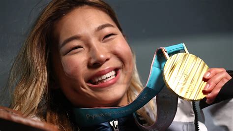 american snowboarder chloe kim stoked to bring home the gold inside edition