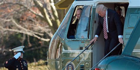 Trump Takes Presidential Helicopter To Honor Return Of Fallen Navy Seal Business Insider