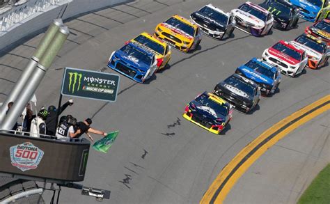 Cbs sports staff • 3 min read. NASCAR Cup, Xfinity and Truck Series schedules for 2020 ...