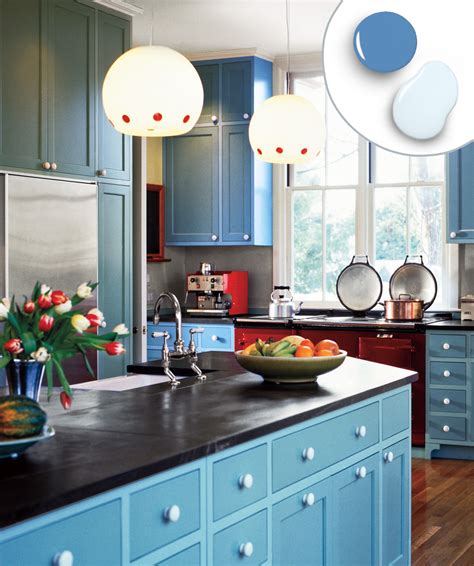 12 Kitchen Cabinet Color Combos That Really Cook Kitchen Cabinets