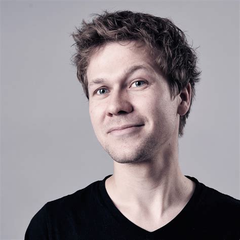 Für gülcan kamps und ihren mann sebastian kamps ist es das erste kind. Sebastian Kamp - Senior Art Director - Ogilvy & Mather ...