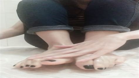 Amazing Oiled Sexy Feet Eporner