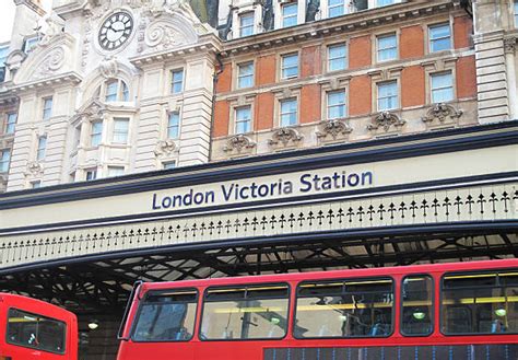 410 London Victoria Station Stock Photos Pictures And Royalty Free