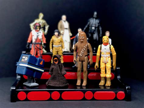 Make Your Star Wars Collection Look Most Impressive With This Diy