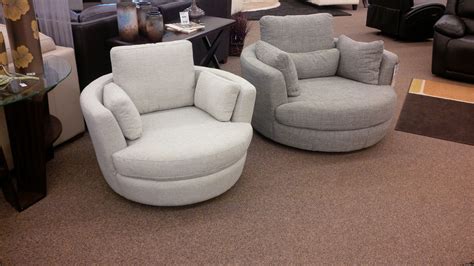 Check Out This Awesome New Nuzzle Swivel Chair This Is A Miniature