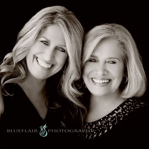 Mother Daughter Portrait T Mother Daughter Photos Mother Daughter