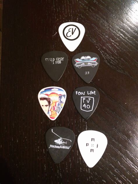 Pearl Jam Guitar Picks Collectionzz