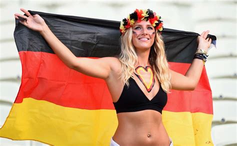 top 10 hottest female football fans this world cup hot pics and images daftsex hd