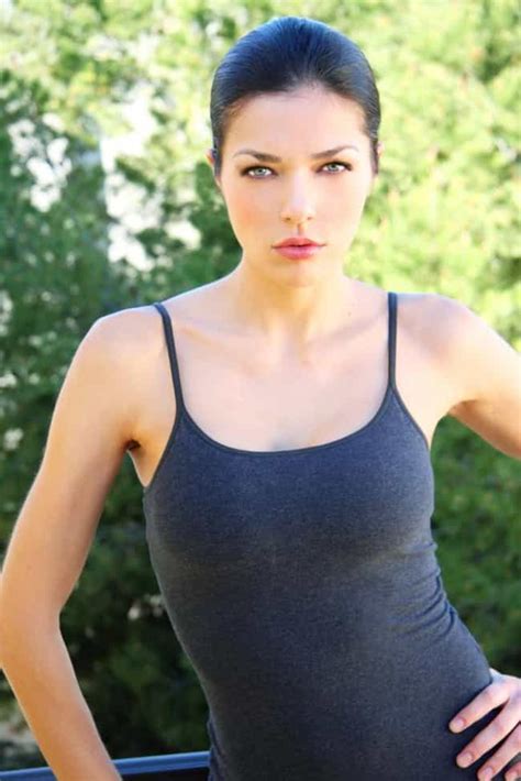 The 20 Hottest Adrianne Curry Photos Ever Page 3