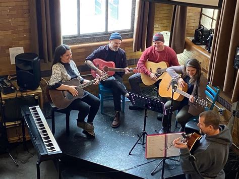 Adults Join Group Guitar Classes Today And See Astonishing Results