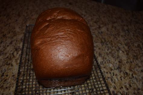 This keto bread made with vital wheat gluten bread is easy to make and only 2.2 net carbs per slice! Low Carb Lupin Flour Bread - Low Carb Recipe Ideas