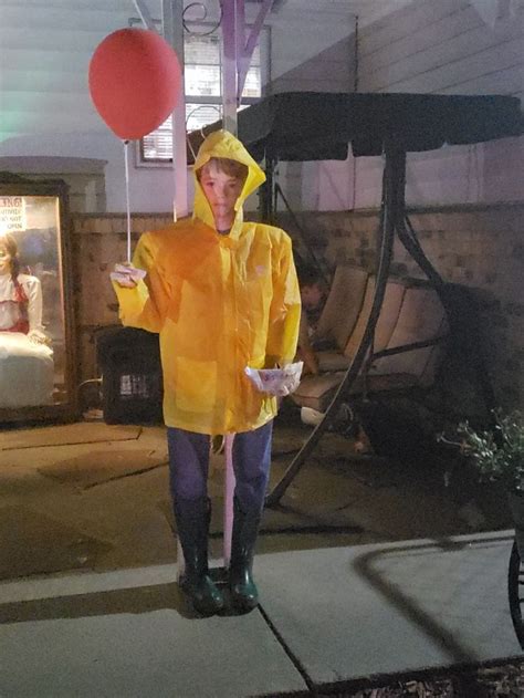 Georgie From The Movie It Halloween Costume Outfits Halloween