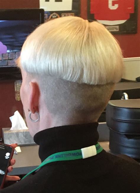 Blonde Two Tone Shaved Nape Bowlcut With Turtleneck And