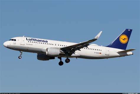 Airbus A320 214 Lufthansa Aviation Photo 5737547
