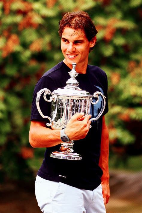 For the best website experience, we recommend updating your browser. Rafa posing with his US Open '13 trophy #gorgeousness ...