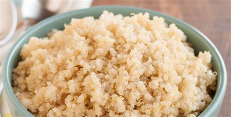 Pues bien, entonces nada mejor que poner en práctica su preparación mediante unas recetas bien ricas y adecuadas. Como cocinar la quinoa | Venu Sanz cursos de cocina saludable