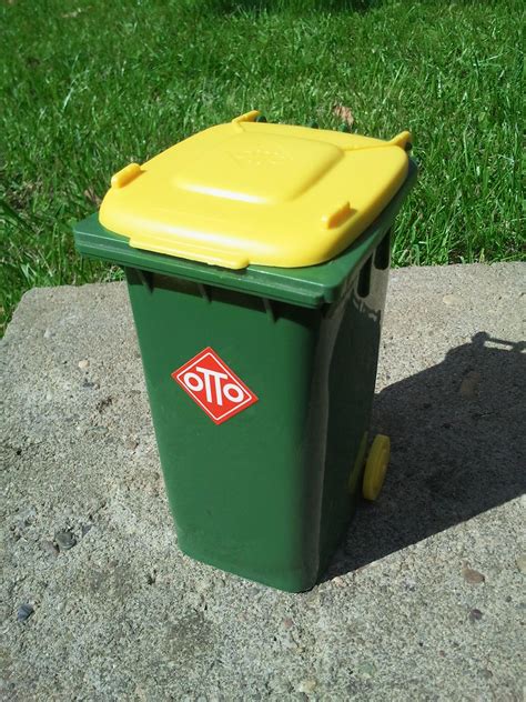 Otto Miniature L Standard Wheelie Bin These Mini Bin Is Flickr