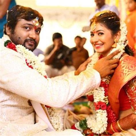 Bobby Simha Reshmi Top Tamil Cinema Celebrities Wedding Photos