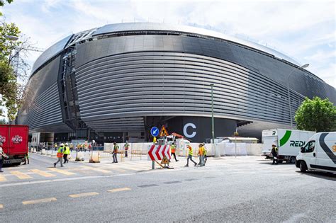 Real Madrid Stadium Renovation Watch New Retractable Pitch