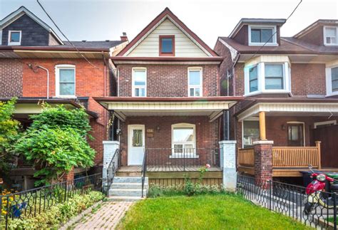 What 1 Million Gets You In Torontos Housing Market Right Now
