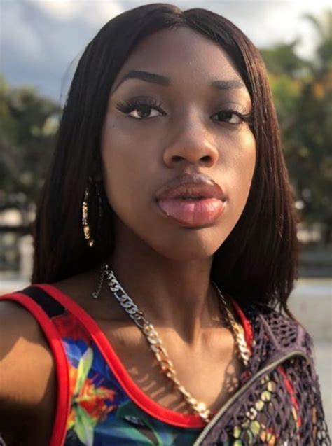 Most Beautiful Black Women Beautiful Dark Skinned Women Beautiful Lips Big Lips Natural
