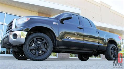 Toyota Tundra Xd827 Rockstar Iii Gallery Kc Trends