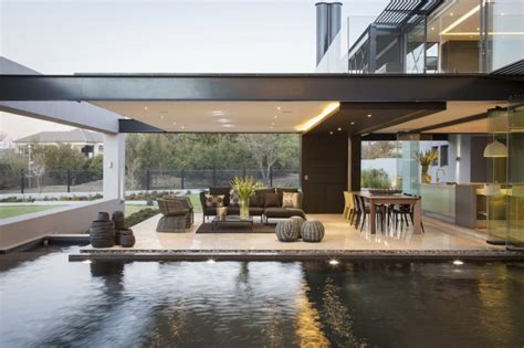 You can include designs like rooftop gardens, private swimming pools, and cantilevered rooftops. 35 Modern Villa Design That Will Amaze You - The WoW Style