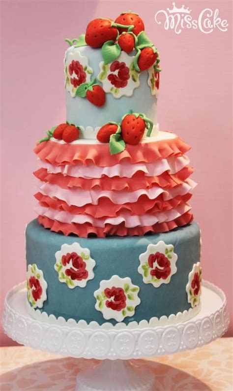 Pin De Pat Korn Em Cake Decorating Bolo Aniversario