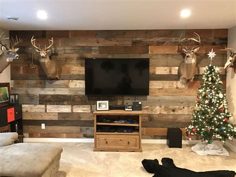 Wood Wall Reclaimed Barn Board Farm House Living Room Home Theater