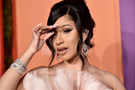 Cardi B Responds To Her Nude Photo Leaking