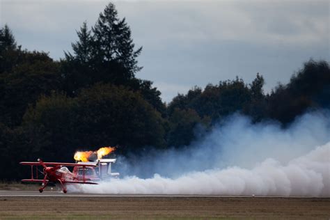 Oregon International Air Show Takes To The Skies In Mcminnville